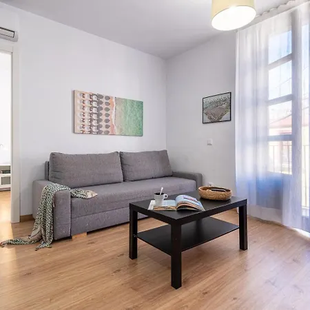 Tarragona Apartments تاراغونا