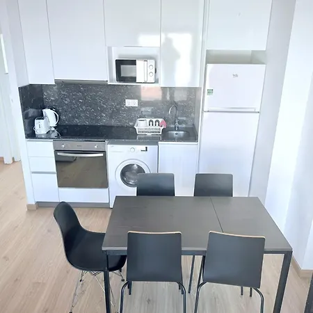 Tarragona Apartments *